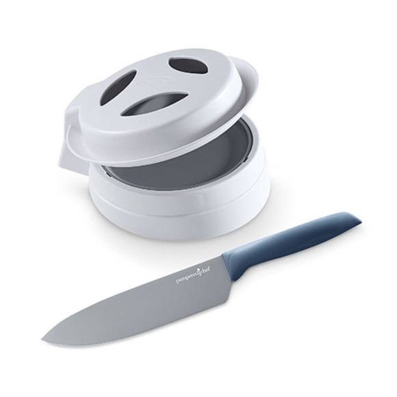 NEW PAMPERED CHEF CLOSE & CUT SET - Picture 2 of 2